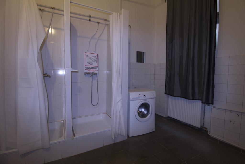 Dbc Hostel Budapest Luaran gambar