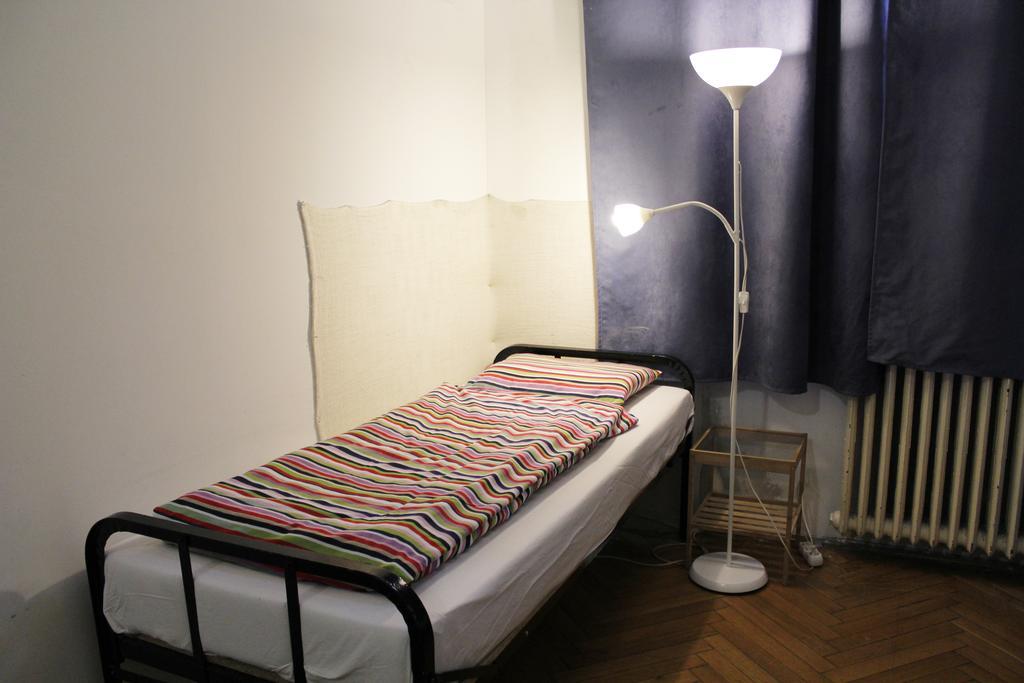 Dbc Hostel Budapest Luaran gambar