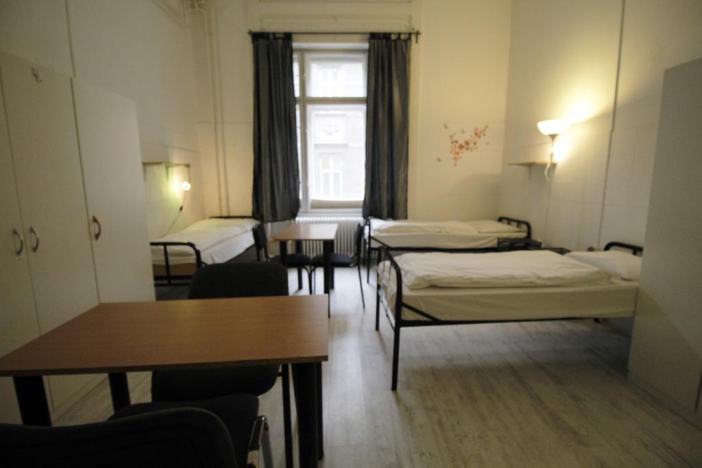 Dbc Hostel Budapest Luaran gambar