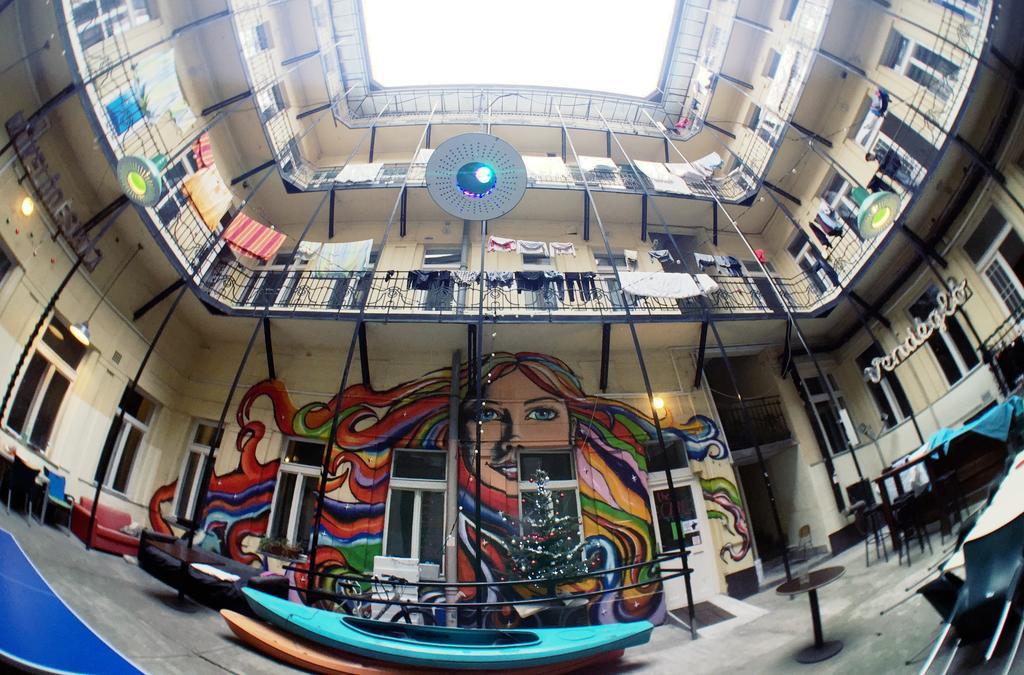 Dbc Hostel Budapest Luaran gambar